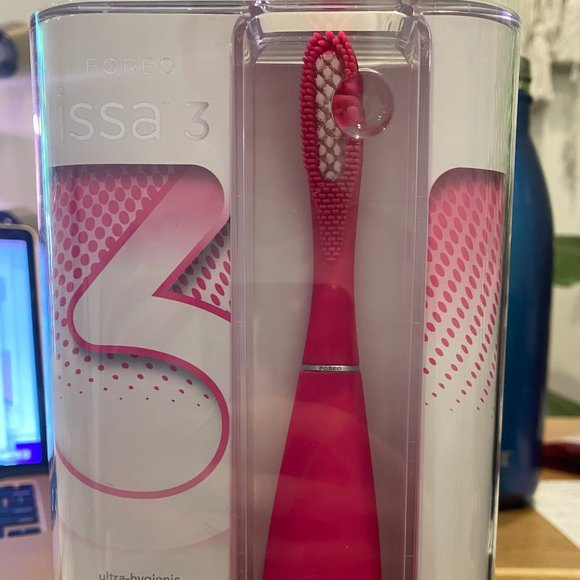 NWT Foreo Issa 3 NEW - Picture 2 of 2